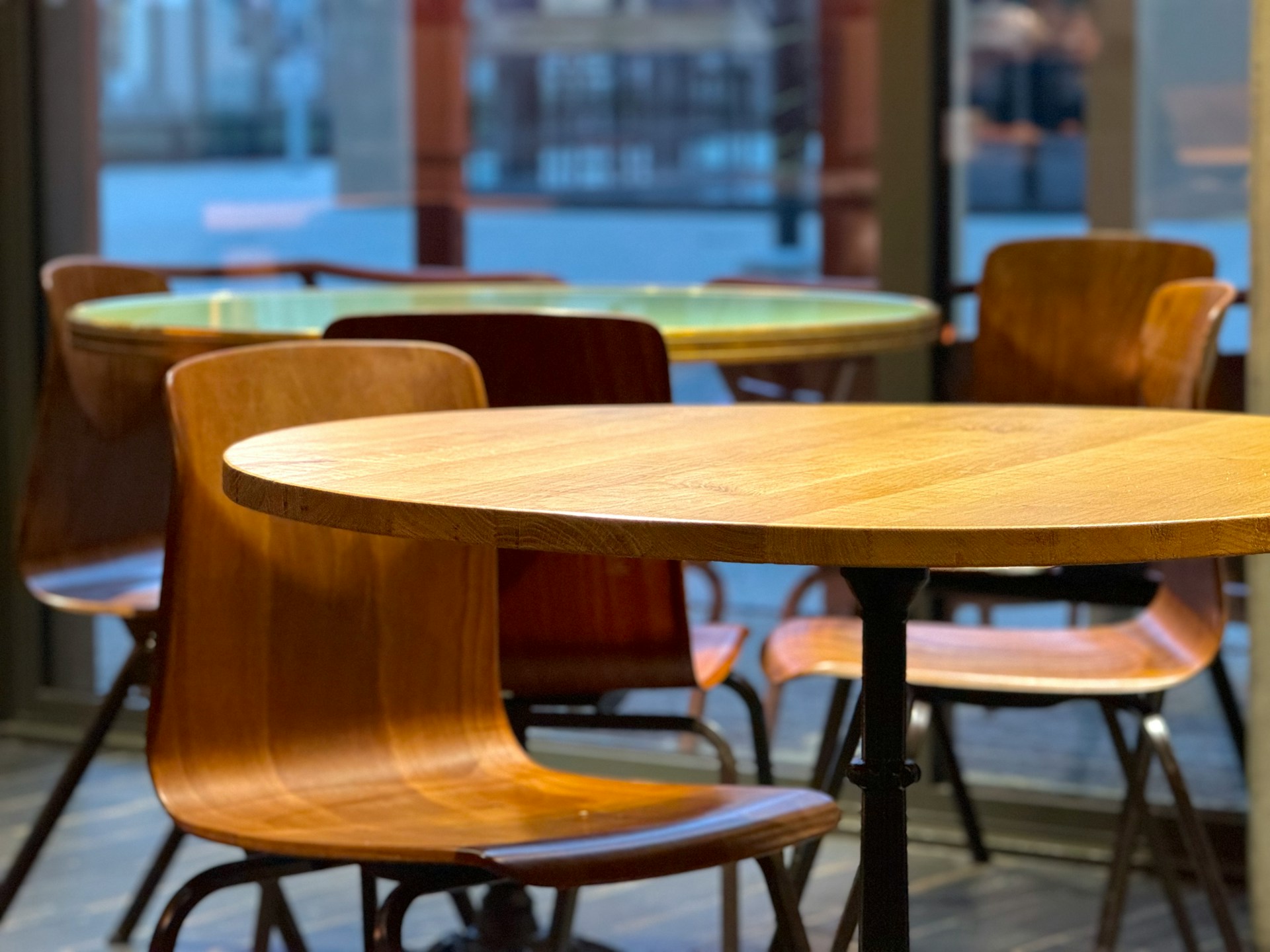 Solid teak round table — handcrafted wooden furniture, Jakarta